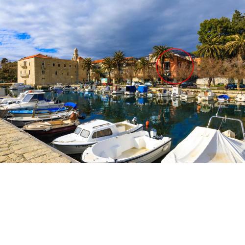 Apartments by the sea Kastel Luksic, Kastela - 12872