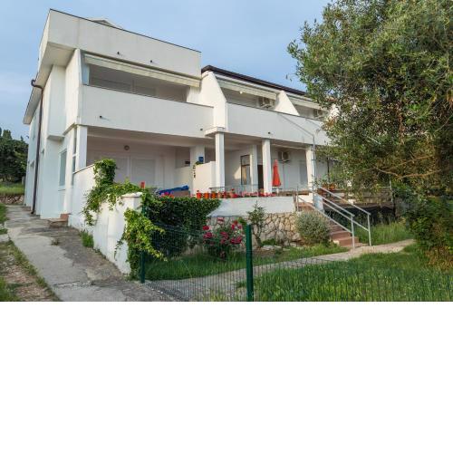 Apartments by the sea Novalja, Pag - 17214