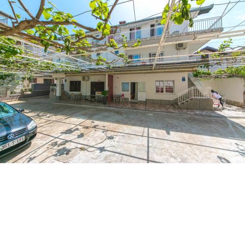 Apartments by the sea Podaca, Makarska - 4734