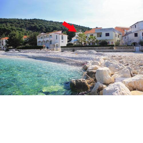 Apartments by the sea Slatine, Ciovo - 1098