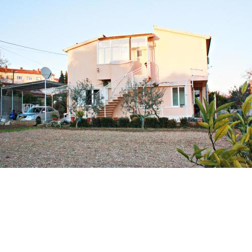 Apartments by the sea Trogir - 14988
