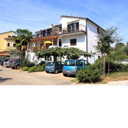 Apartments by the sea Umag - 2528