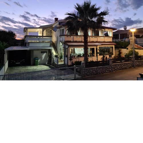 Apartments by the sea Vir - 20712