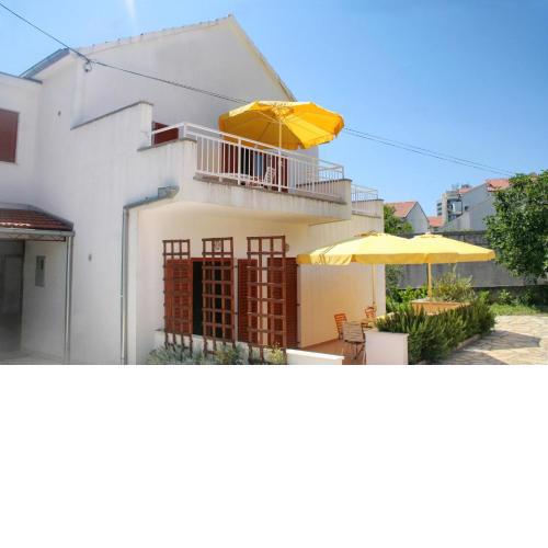 Apartments by the sea Vodice - 4205