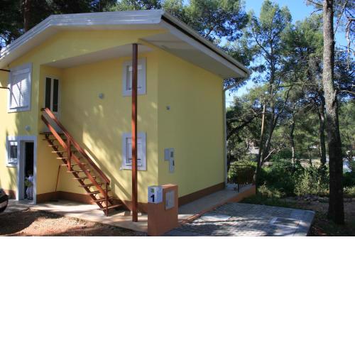 Apartments by the sea Vrboska (Hvar) - 13551