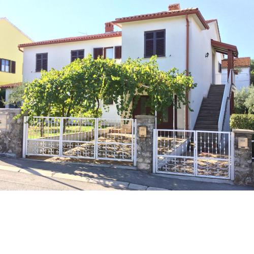 Apartments Carmelo
