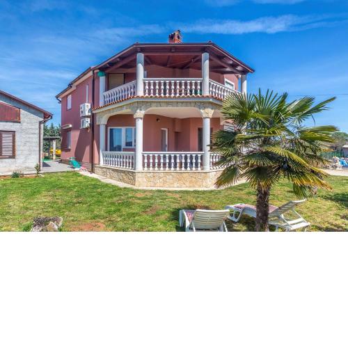 Apartments CHUDE