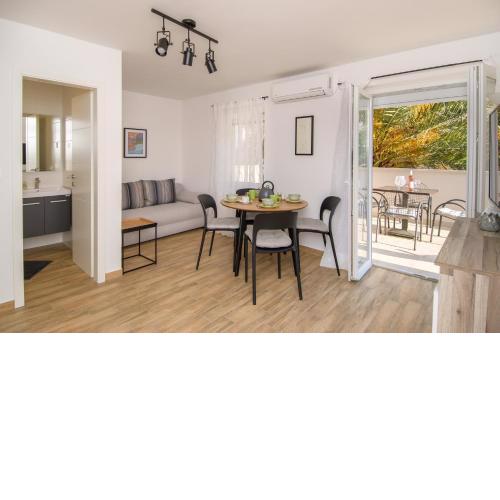Apartments Darrer
