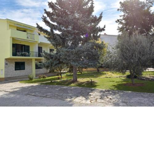 Apartments Dome - 150m from sea