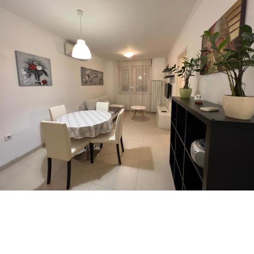 Apartments Flores