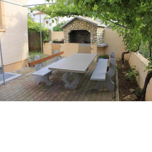 Apartments Ivan - 300 m from sea