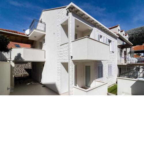 Apartments Ivan