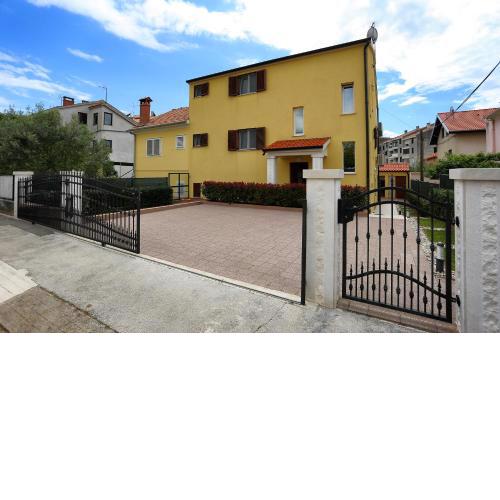 Apartments Ivana - Iva