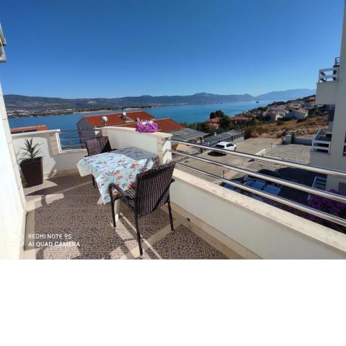 Apartments Joško - 70 m from beach