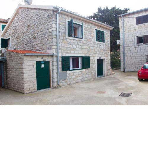 Apartments Leo