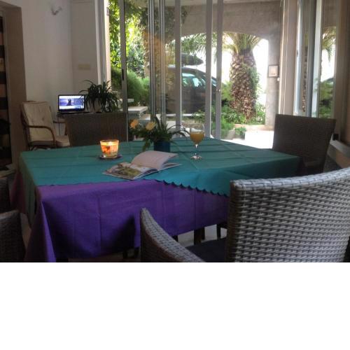 Apartments Leut