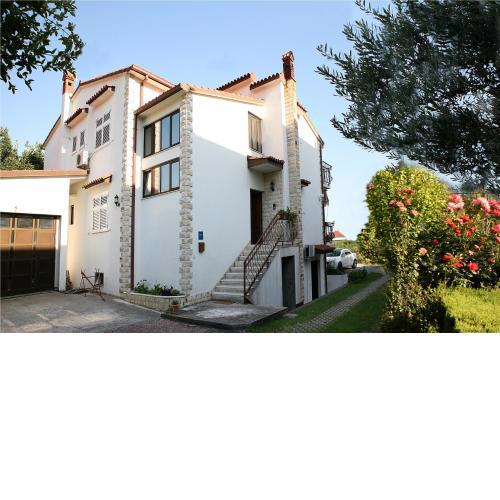 Apartments Maletić