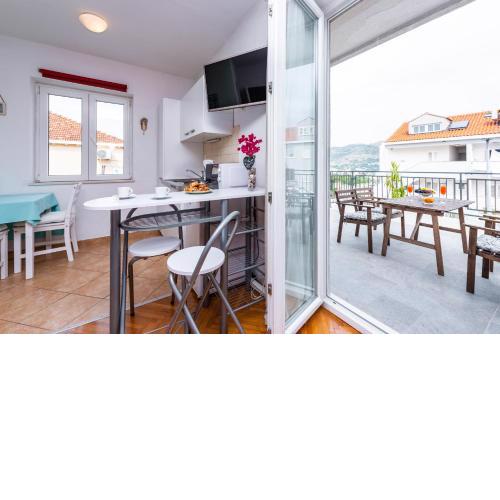 Apartments Marivo Lapad