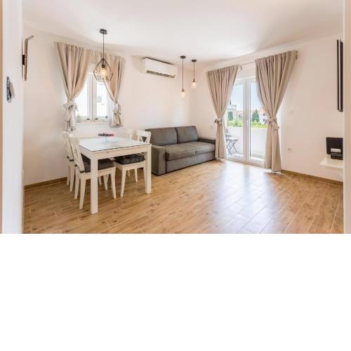 Apartments Milla