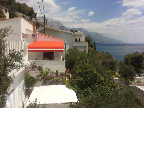 Apartments Mirela-with sea view,balcony
