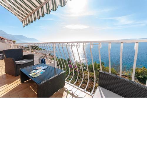 Apartments Mladen