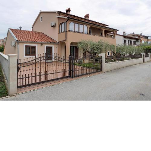 Apartments Monte Grande