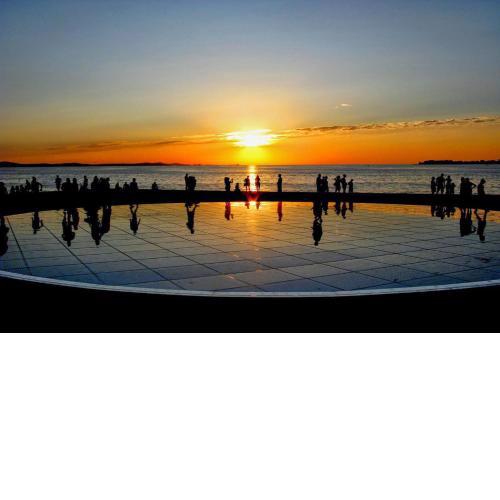 Apartments Mony