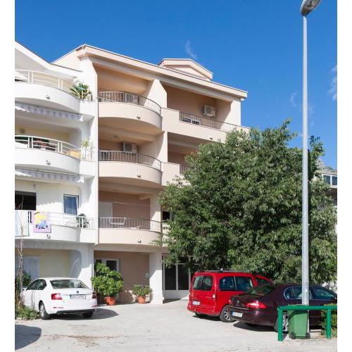 Apartments Nevenka i Josko