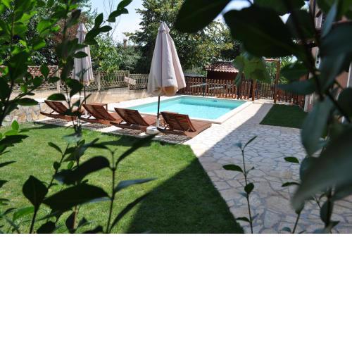 Apartments Oliva