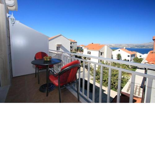 Apartments Pavo - free parking