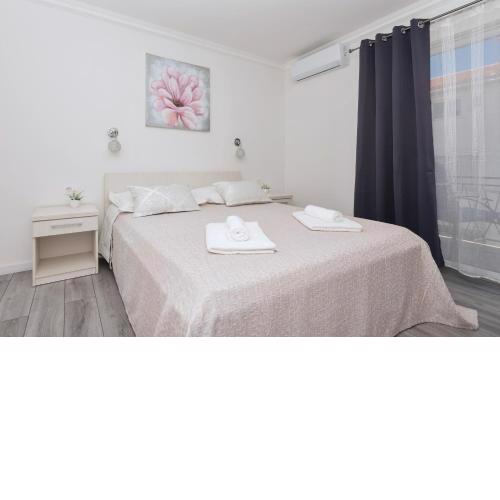 Apartments PETRUSIC