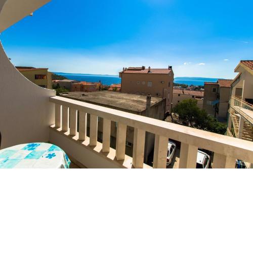 Apartments Prgo - spacious with view & parking