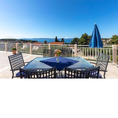 Apartments Rajna - 100 m from sea