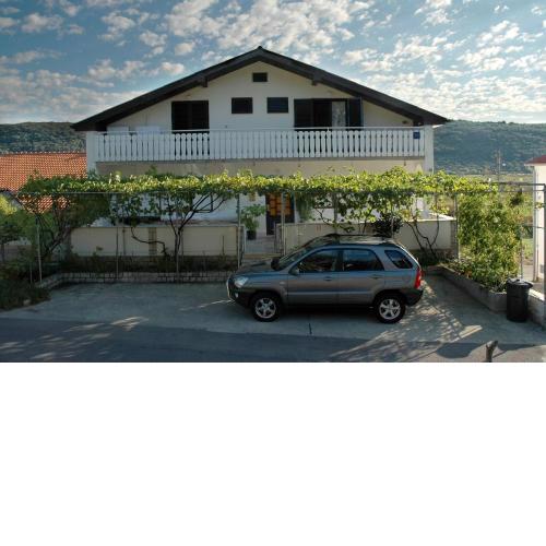 Apartments Ruža - free parking