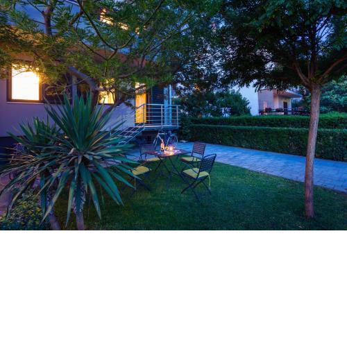 Apartments Shosha
