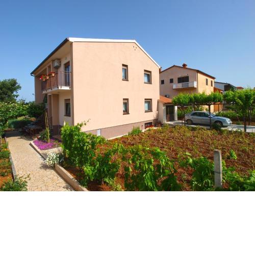 Apartments Silvano 1563