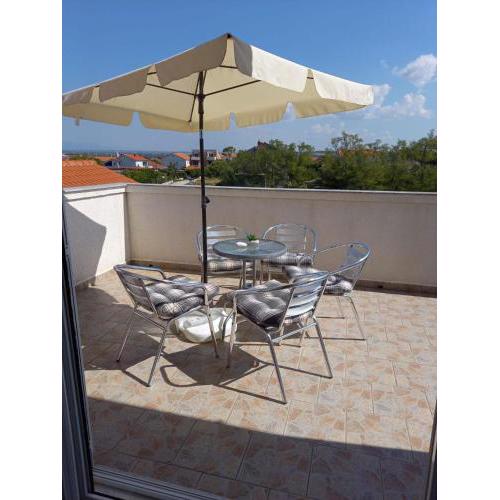 Apartments Slava - private parking