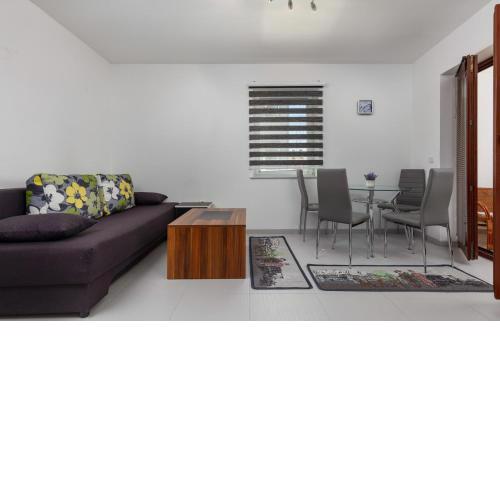 Apartments Smaila