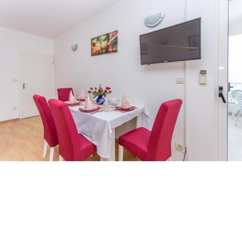 Apartments Snjezana Makarska