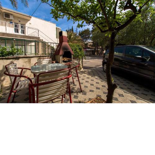 Apartments Srzi