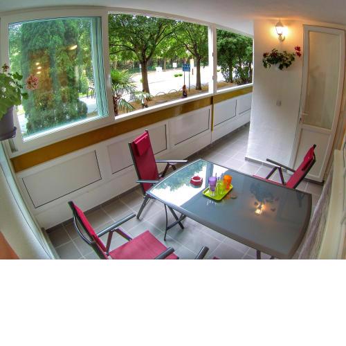 Apartments Suzana 2BR Split with balcony