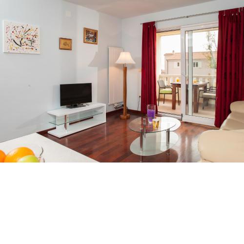 Apartments Tino