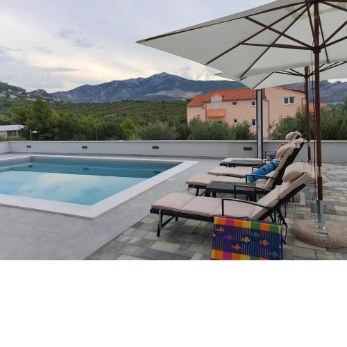 Apartments Villa Salona Sky