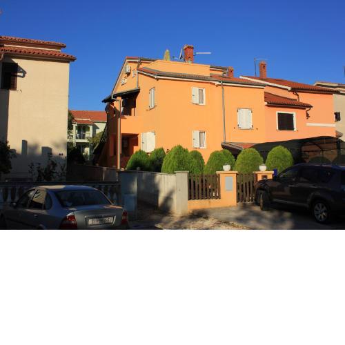 Apartments with a parking space Banjole, Pula - 7242