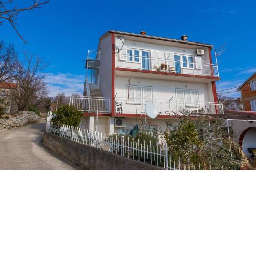 Apartments with a parking space Crikvenica - 13450