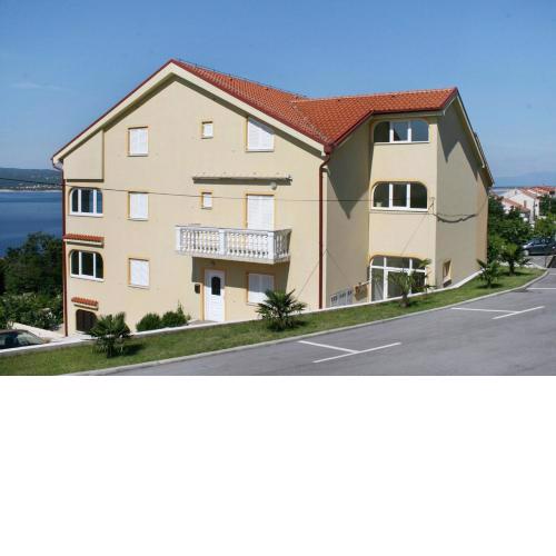 Apartments with a parking space Crikvenica - 5532