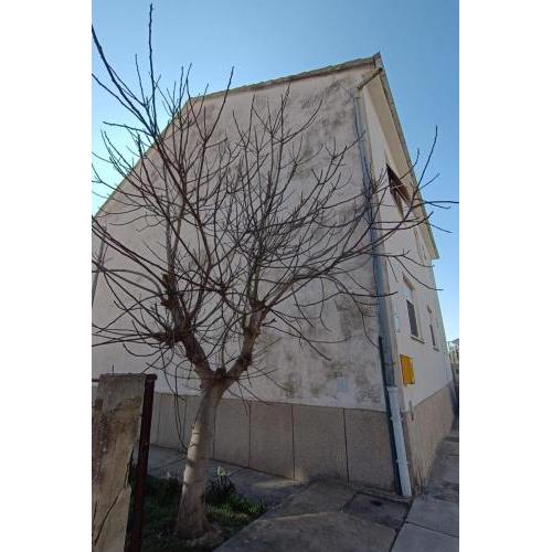 Apartments with a parking space Kastel Luksic, Kastela - 20656