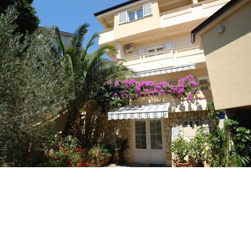 Apartments with a parking space Mandre, Pag - 18748