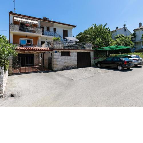 Apartments with a parking space Porec - 6922