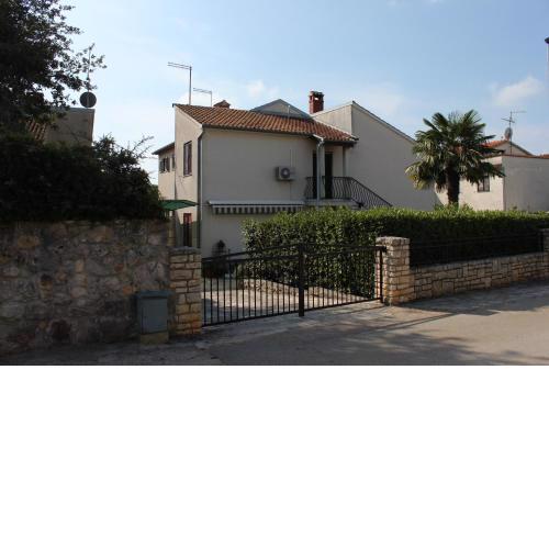 Apartments with a parking space Rovinj - 2298